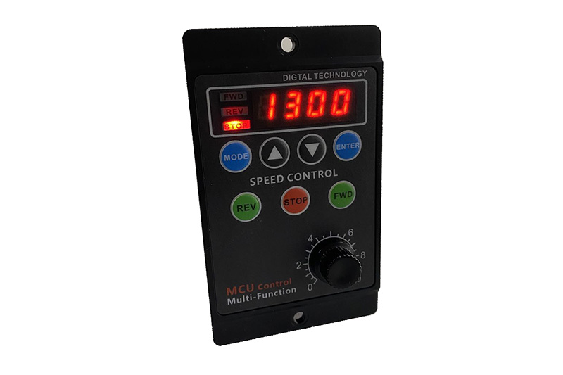 US型数显调速器 01